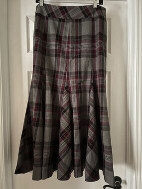 Elegant Plaid Maxi Skirt, Size 10